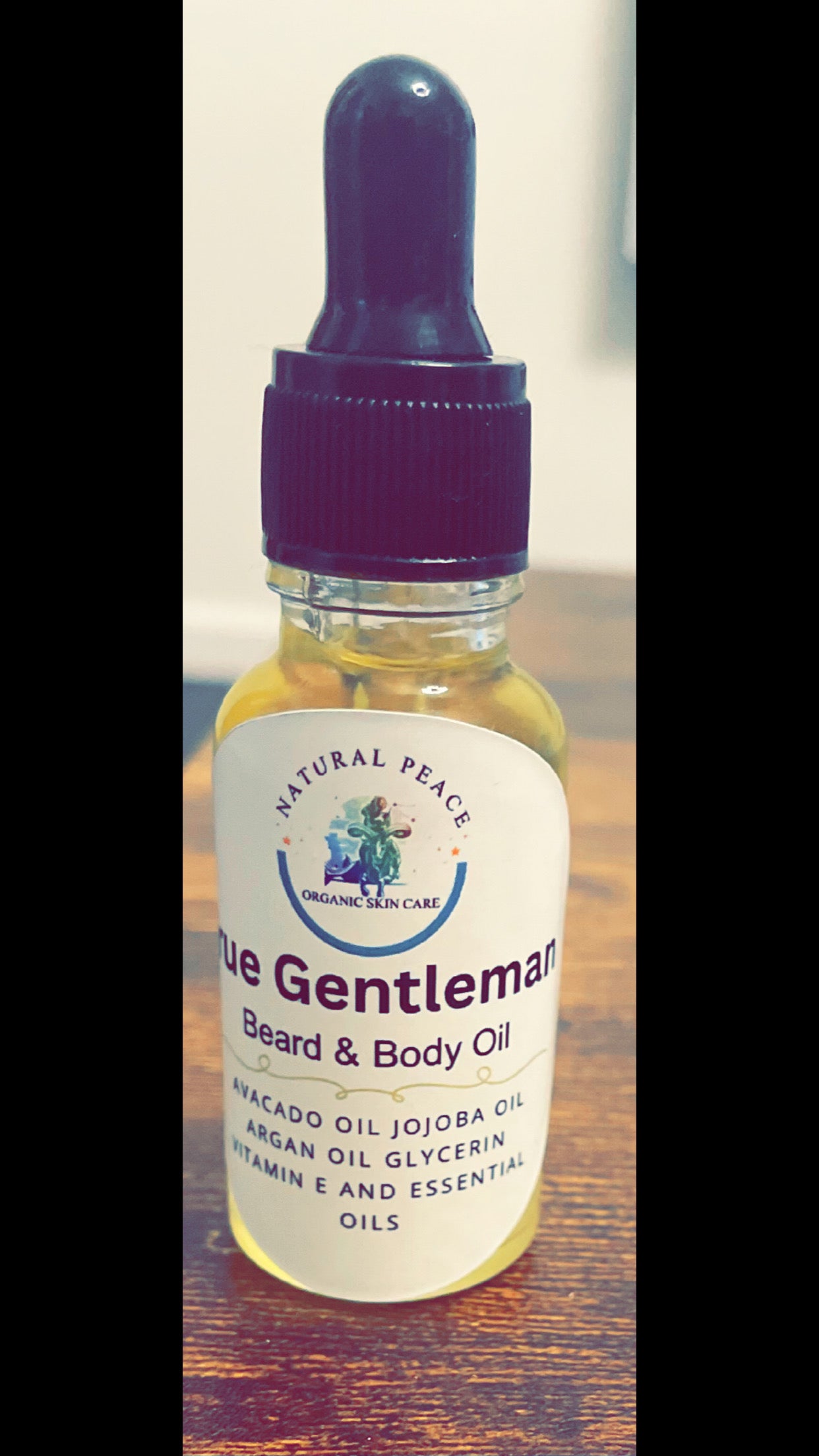 True Gentleman Beard oil Dropper